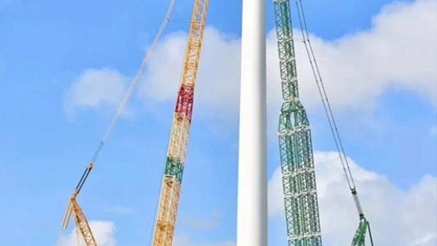 在操作履帶吊車時有多種方法可供選擇